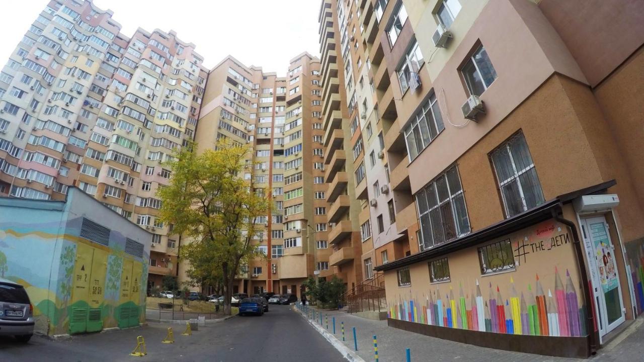Просторная Квартира В Одессе Odesa Exterior photo